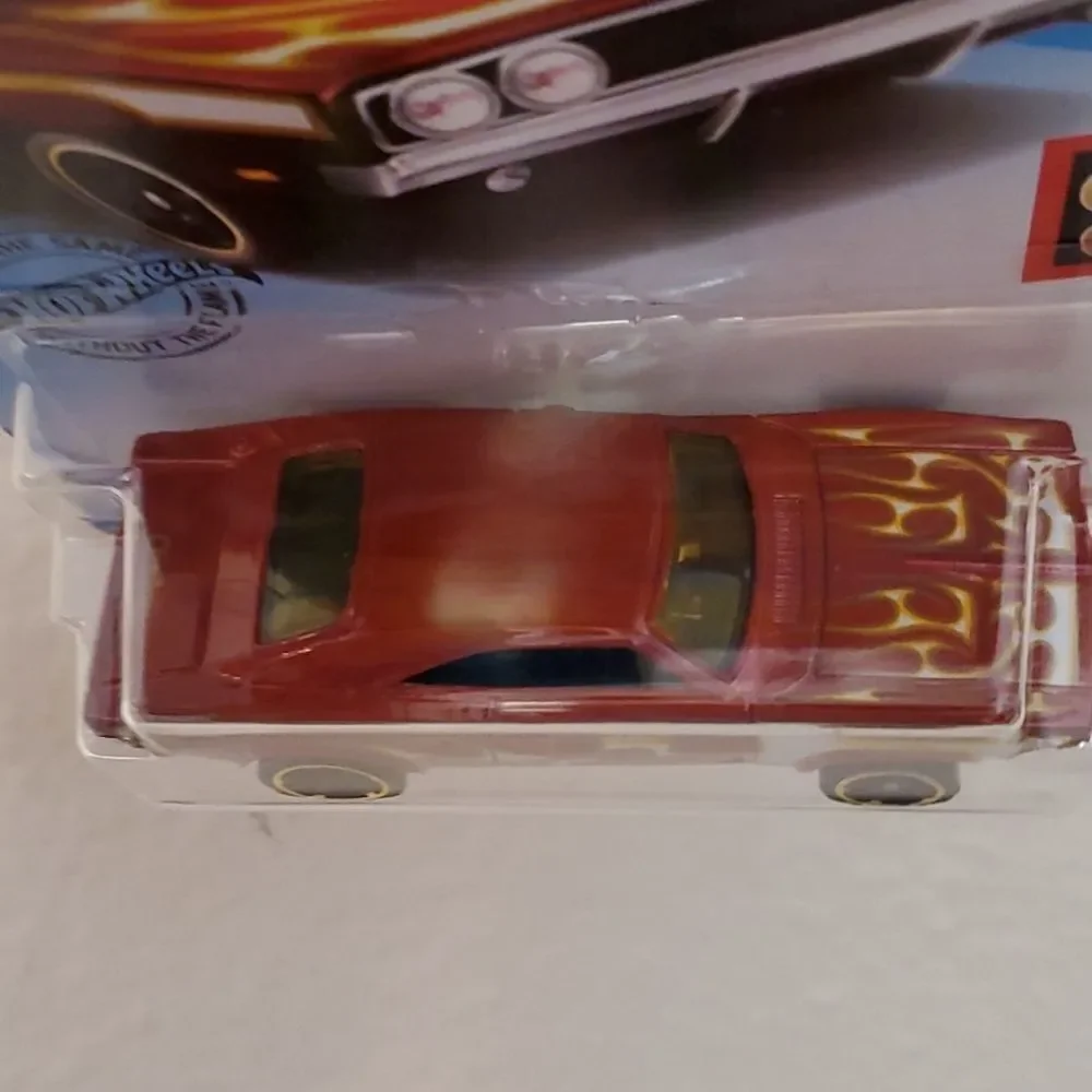 Hot Wheels 69 Dodge Charger 500 NEW